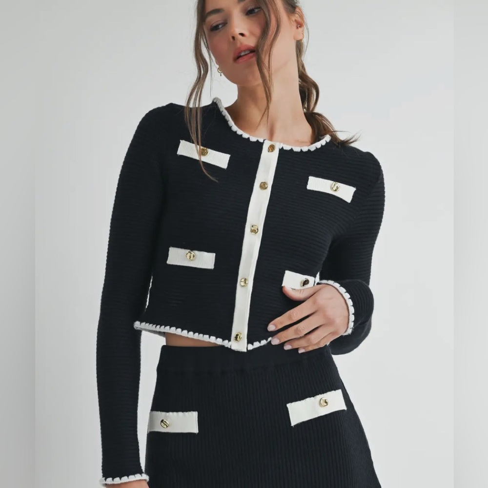 Endless blu, Black Contrast-Trim Cropped Knit Jacket, Size s m l